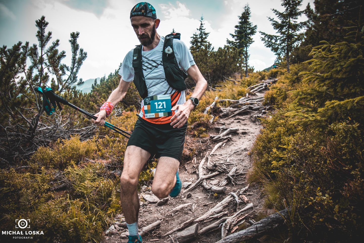 Pete running the final downhill on Tatra Sky Marathon